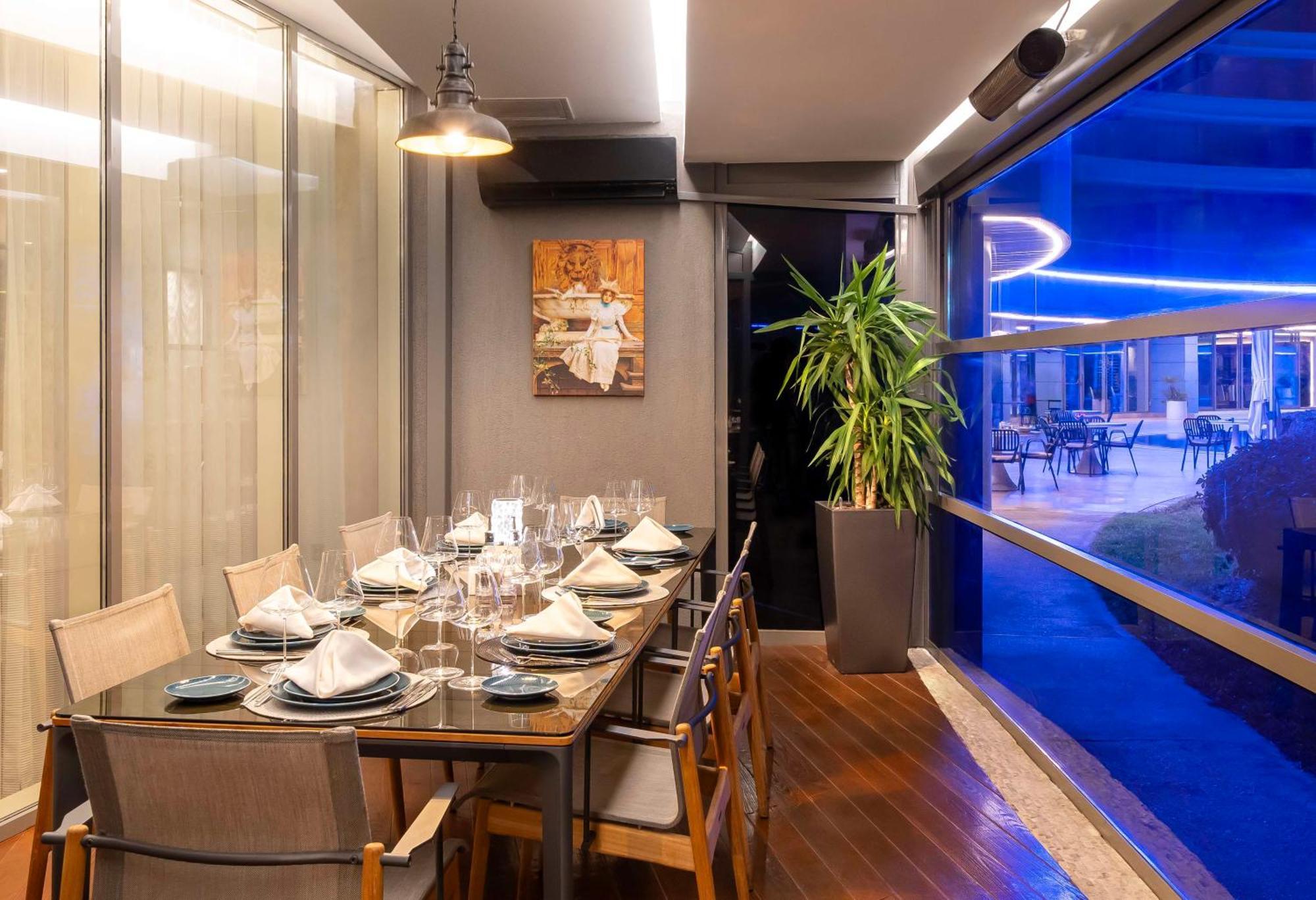 Radisson Blu Hotel Istanbul Ottomare Ngoại thất bức ảnh Restaurant