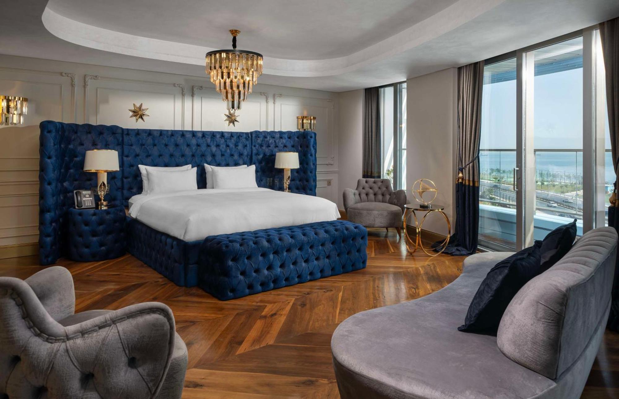 Radisson Blu Hotel Istanbul Ottomare Ngoại thất bức ảnh A bedroom at the hotel